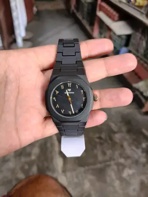 Men's Comfortable Daily Wear Watch thumbnail 3