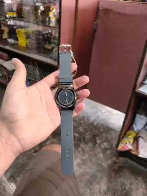 Men's Comfortable Daily Wear Watch thumbnail 3