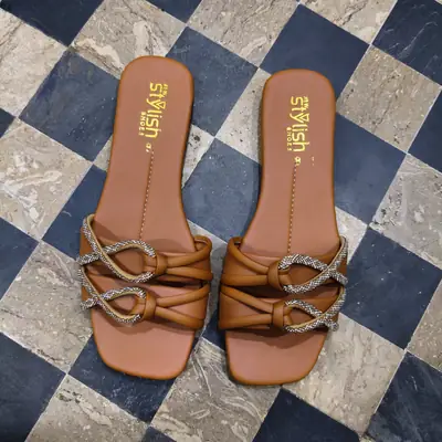 Stylish New Fancy Women's Slippers High Quality  thumbnail 5