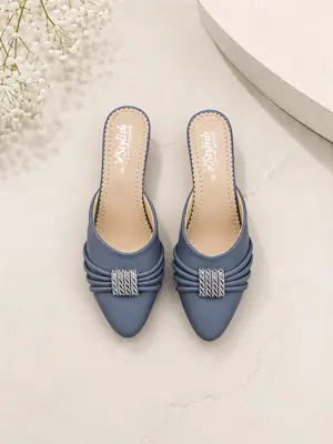 Stylish Women's Fancy Flats Available In 5 Size