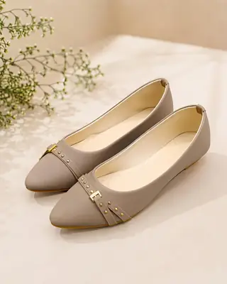 Stylish Women's Fancy Pumps Available In 4 Size thumbnail 1