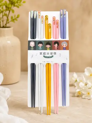 5 Pairs Wooden Fancy Chopsticks Set