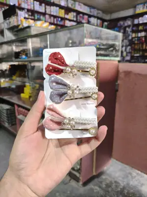 Girl's Printed Hair Pins 6 Pcs  thumbnail 3