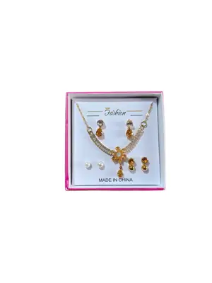 Funky Gold Plated Crystal Necklace Set thumbnail 3