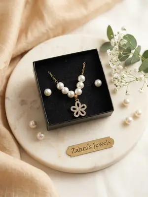 Modern Design Gold Plated Crystal Pendant Set thumbnail 2
