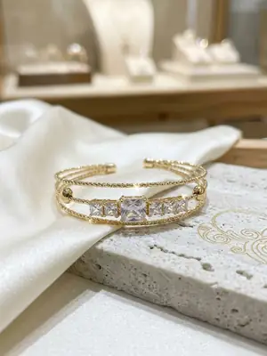 1 Pc Modern Design Gold Plated Crystal Kara Bracelet 3 to 10 year girls  thumbnail 2