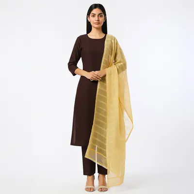 3 Pcs Women's Unstitched Plain Suit