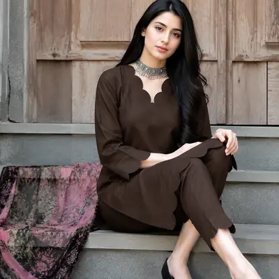 2 Pcs Women's Unstitched Plain Suit