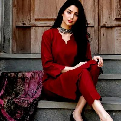 2 Pcs Women's Unstitched Plain Suit
