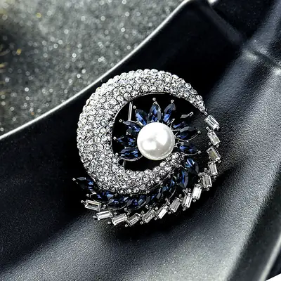 Elegant Pearl Blue Crystal Brooch for Women