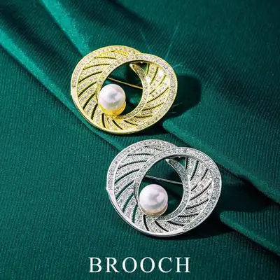 Gold Heart Brooch with Pearl for Pakistani Women