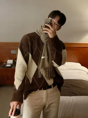 Men Brown Diamond Plaid Loose Sweater Winter