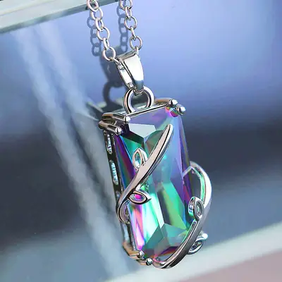 Exquisite Rainbow Zirconium Leaf Necklace with Chain