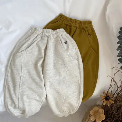 Kids Knitted Sweatpants White Flower Ash with Embroidery