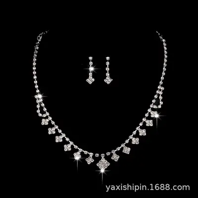 Diamond Claw Necklace & Earrings Set for Pakistani Women