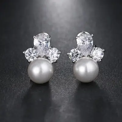 Elegant Flower Pearl Stud Earrings for Women