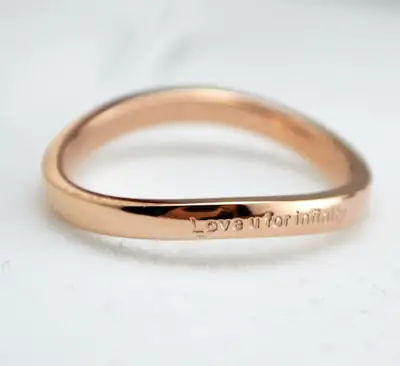 Women's Twist Titanium Steel Rose Gold Minimalist Ring