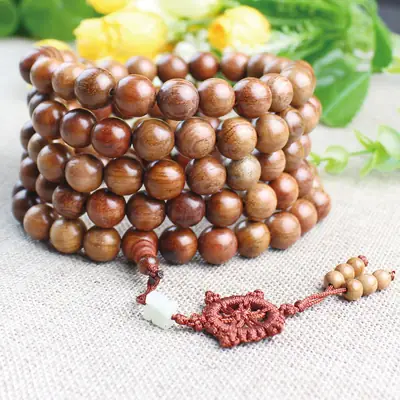 Myanmar Rosewood Bracelet 108 Beads Red Macrame Knot