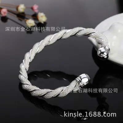 Silver Twist Net Bracelet for Women Daily Wear