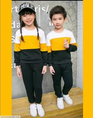 2 Pcs Girl's Fleece Printed Tracksuit thumbnail 3