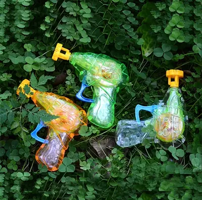 Cute Bubble Blower Toy With Lights and Bubble Soap Included For Kids thumbnail 3
