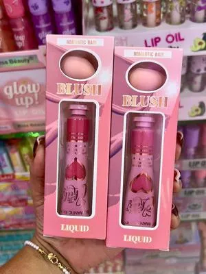 Pink Liquid Blush & Heart Blender Set for Pakistani Women thumbnail 3