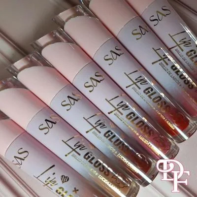 3 Pcs High Pigmented Matte Finish Lip Gloss Set - Bold Coverage in Shades Of Pink and Red