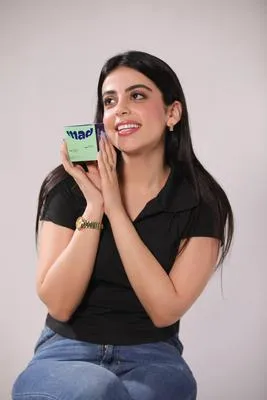 Mad Dental Teeth Whitening Powder Green Pack of 1 thumbnail 3