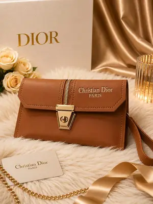Women's Leather Plain Hand Bag