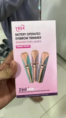 2-in-1 Rechargeable Eyebrow & body Trimmer thumbnail 7