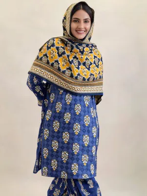 Stylish 3 Pcs Women's Unstitched Digital Print Suit thumbnail 3