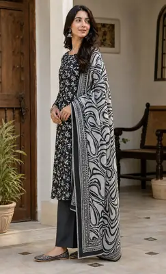Stylish 3 Pcs Women's Unstitched Lawn Digital Print Suit thumbnail 2
