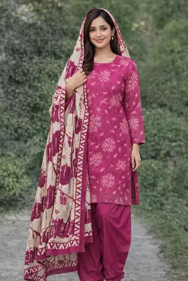 Stylish 3 Pcs Women's Unstitched Lawn Digital Print Suit