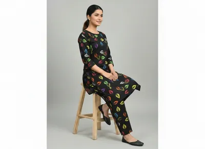Stylish 2 Pcs Women's Unstitched Printed Suit thumbnail 7