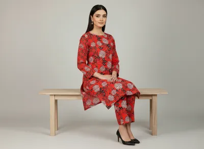 Stylish 2 Pcs Women's Unstitched Printed Suit thumbnail 3