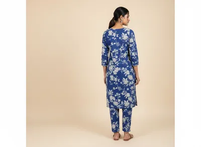 Stylish 2 Pcs Women's Unstitched Printed Suit thumbnail 2