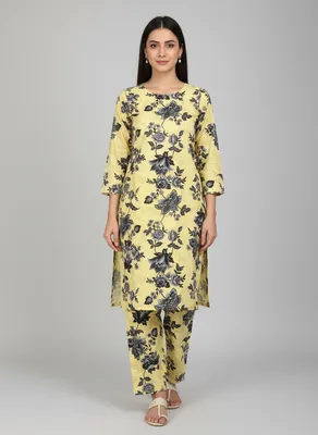 Stylish 2 Pcs Women's Unstitched Printed Suit thumbnail 3