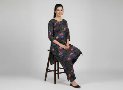 Stylish 2 Pcs Women's Unstitched Printed Suit thumbnail 3