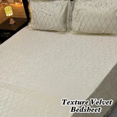 Luxurious 3 Pcs Velvet Textured Double Bedsheet