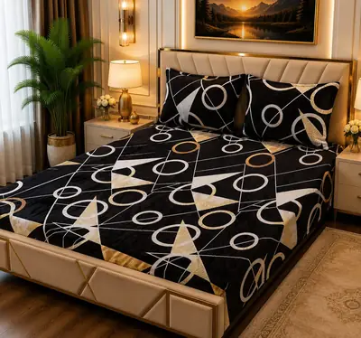 Stylish 3 Pcs Fleece Printed Double Bedsheet