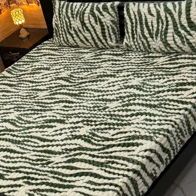 Premium 3 Pcs Plush Embossed Bubble Printed Double Bedsheet