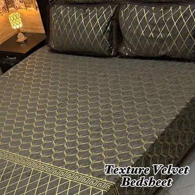 Luxurious 3 Pcs Velvet Textured Double Bedsheet