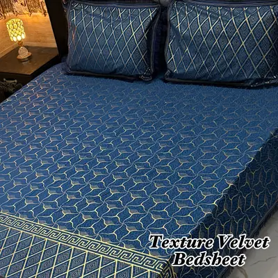 Luxurious 3 Pcs Velvet Textured Double Bedsheet