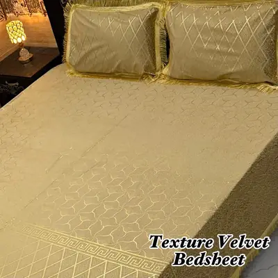 Luxurious 3 Pcs Velvet Textured Double Bedsheet