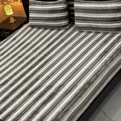 Premium 3 Pcs Plush Embossed Bubble Printed Double Bedsheet