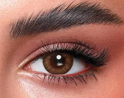 Almond Brown Contact Lenses for Pakistani Women thumbnail 4