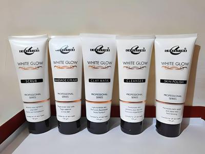 White Glow 5-Piece Facial Kit for All Skin Types