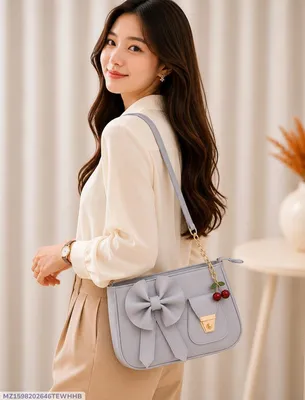 Women's Leather Plain Shoulder Bag thumbnail 1