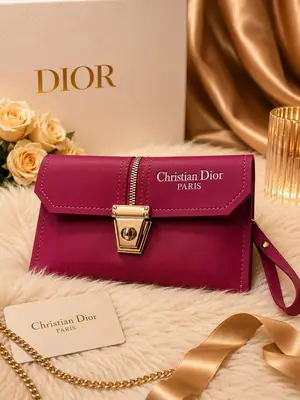 Women's Leather Plain Hand Bag