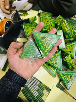 Green Herbal Shampoo Bar for Damaged Hair 50g thumbnail 2